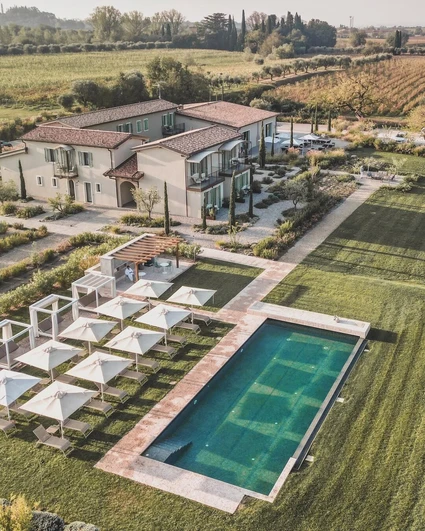 Light Lunch in Wine Resort: L’Aperitivo Creativo Vista Lago a Lazise 26